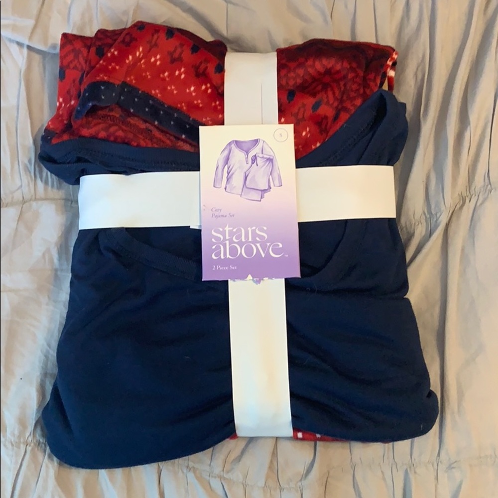 Stars above cozy pajama set